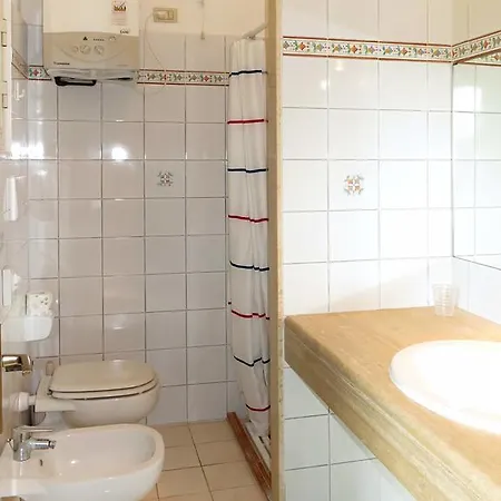 Vakantiehuis Res. Punta Dei Barbari Cavo