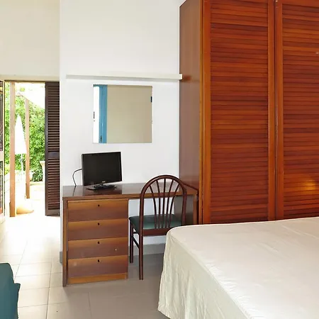 Res. Punta Dei Barbari Vakantiehuis